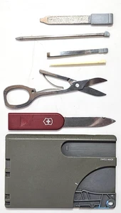 Victorinox Swiss card classic verde scuro multiuso - Imagen 1 de 7