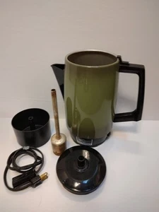 Vintage West Bend 9 Cup Coffee Percolator Avocado Green #9468 - Picture 1 of 8