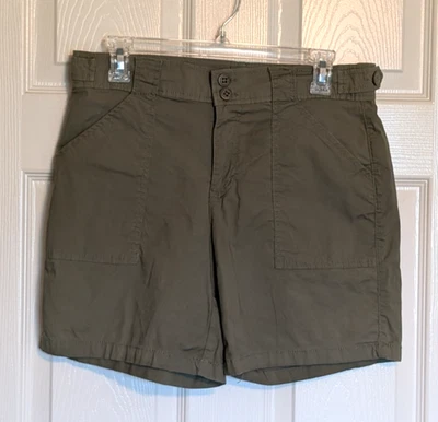 Social Standard by Sanctuary Womens Olive Green Army Shorts, Size Small, Cute! - Image 1 of 4