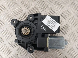 Moteur de lève vitre Avant Droit - RENAULT MEGANE III (3) - Réf : 807301396R - Picture 1 of 4