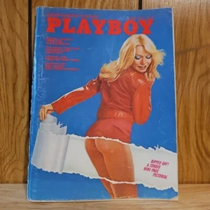 PLAYBOY MAGAZINE MARCH 1975 MARGOT KIDDER, BILLY JEAN KING with Centerfold - Imagen 1 de 2