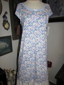 MISS ELAINE WOMANS DAISY/BLUE SLEEVELESS SHORT NIGHTGOWN--SIZE S - Picture 1 of 6
