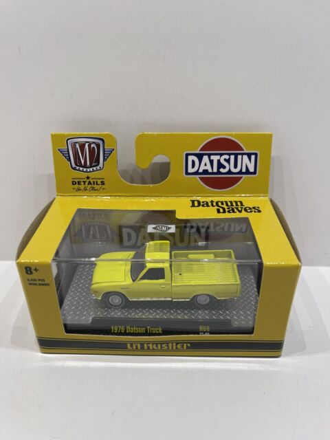 Preços baixos em Datsun Amarelo Caminhões de Coleta de brinquedo e de metal  fundido