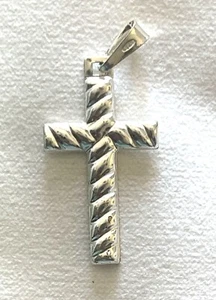 Cross Pendant Sterling Silver - Picture 1 of 4