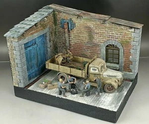 1/35 Built WWII German Ford V3000 AA Truck w/Crew at Rest Diorama Model - Picture 1 of 12