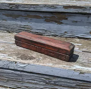 Coltello da levigatura vintage pietra affilata supporto legno pietra oleosa primitiva arte popolare 2 - Foto 1 di 12