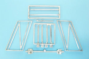 Tren de aterrizaje y puntales Fokker D.VII para alas de tuerca de ala 1/32 modelo SAC 32088 - Imagen 1 de 2