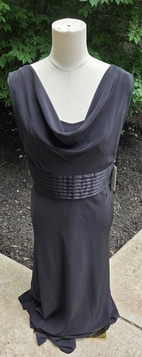 Foto 1 di 4