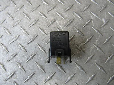 Hyundai Sonata 2004 relé intermitente 95550-39000 6 cilindros SDN 4 puertas Foto 1 de 4