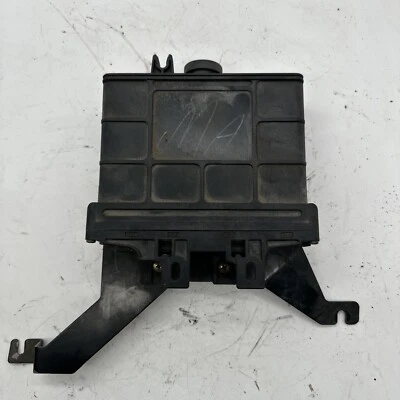 VW JETTA 2002 2,0 L transmisión aire acondicionado ordenador TCM 01M 927 733 MA Foto 1 de 4