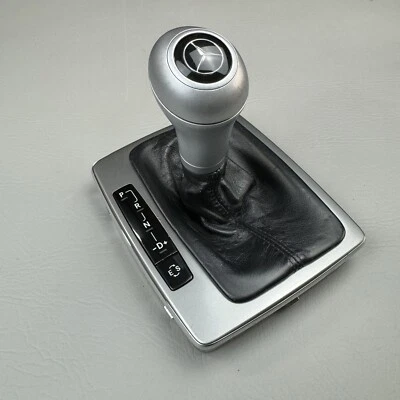 Mercedes W204 C300 C250 2008-2011 palanca de cambios perilla arranque cubierta bisel moldura OEM Foto 1 de 4