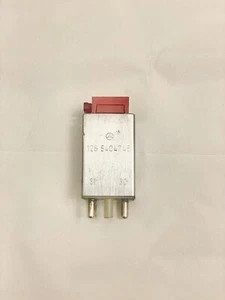 Mercedes R107 W123 W124 W126 W201 Over Voltage Protection OVP Relay 1265404745 - Picture 1 of 7