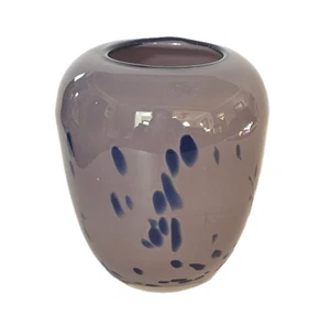 Dansk Kunstglas mundgeblasene Vase lila mauve mit kobaltblauem Konfetti wunderschön! - Bild 1 von 8