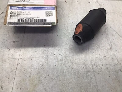 Ford F53 OEM Bush 2C3Z-5781-BA - Image 1 of 3