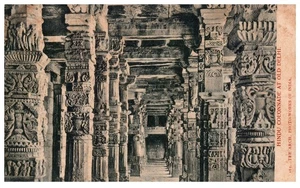 Cartolina d'epoca colonnato indù alla vecchia Delhi India colonne architettoniche - Foto 1 di 3