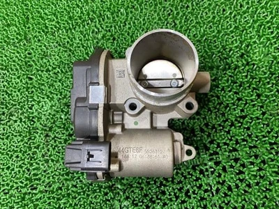 Chrysler Jeep Renegade 2018 ABA-BU14 carrocería del acelerador [usado] [PA120479586] Foto 1 de 3