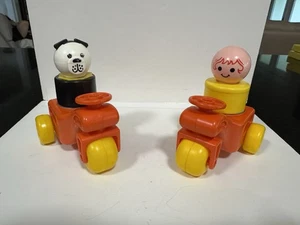 Vintage Fisher Price Chunky Little People - Ride On Tractor - 1984 - Lot Of 2 - Picture 1 of 6