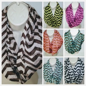 Nuevo Mujeres Moda Infinito Bufanda Envoltura Círculo Bufandas Chevron Dos Colores - Imagen 1 de 2