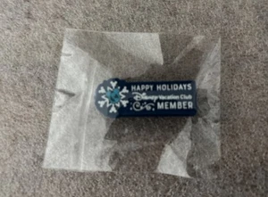Disney DVC MagicBand Slider Christmas Happy Holiday Vacation Club Parks Souvenir - Picture 1 of 4