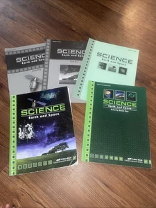 Abeka Earth and Space Science Set, 8th Grade, 1st Edition,  Student Book & Keys - Picture 1 of 11