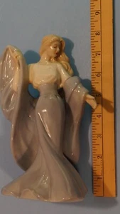 ANGEL LIKE LOVELY LADY FIGURE HOUSE OF LLOYD - Picture 1 of 4