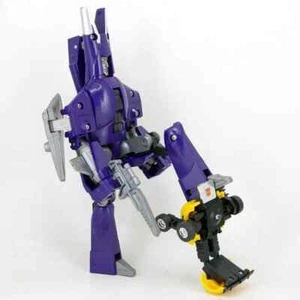 TRANSFORMERS G1 Reissue Cyclonus Brand New Gift Christmas Robot - Picture 1 of 10