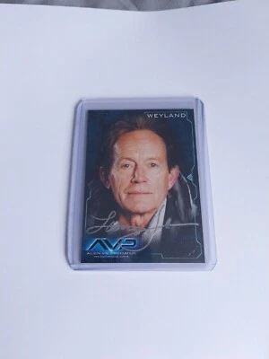 ALIEN VS PREDATOR - LANCE HENRIKSEN (DEALER INCENTIVE AUTOGRAPH CARD) - Image 1 of 2