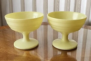 2 bicchieri sherbet alti vintage Hazel Atlas tono moderno giallo platonite champagne - Foto 1 di 4