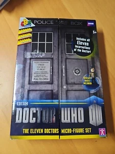 Juego de 11 microfiguras de Doctor Who The Eleven Doctors por Character Building - Imagen 1 de 6