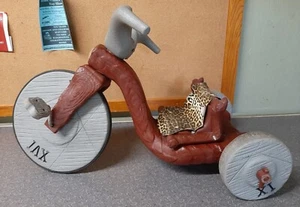 VINTAGE RARE 1970'S AMF FLINTSTONES BIG WHEEL 3 WHEEL STONEAGE TRIKE VERY NICE - Picture 1 of 20