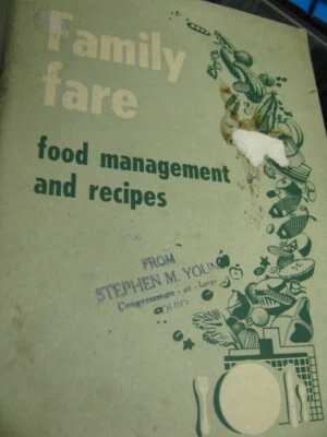 Family fare, food management and recipes - Home and garden Bulletin No. 1  1950 - Image 1 of 2