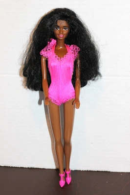 VINTAGE FUN TO DRESS AA BARBIE DOLL 7668 REDRESSED BEAUTIFUL 1987 - Image 1 of 4