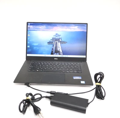 Laptop Dell XPS 15 9550 15.6" i7-6700HQ 2.60GHz 8GB Ram 256GB SSD Windows 11 Pro Foto 1 de 4