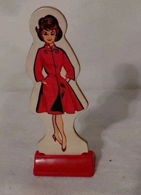 Board Game Parts: Vintage MYSTERY DATE, Milton Bradley, 1965, replacement piece - Image 1 of 4