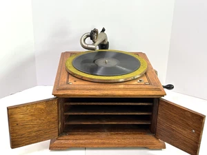 Antique Victor Talking Machine VV-VI Tabletop Phonograph-- For Parts Read - Picture 1 of 6