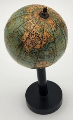 Antiguo globo terrestre Heyman 10 cm C 1880 raro hallazgo de la época victoriana Foto 1 de 4