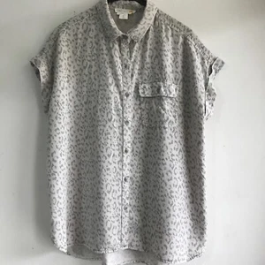 C&C California Women Soft Shirt Animal Print Gray Button Short Sleeve Size L - Picture 1 of 8