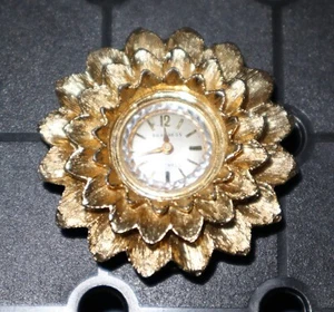 Reloj Colgante Baronesa Vintage Mujer Tono Dorado 17 Joyas Suizo Funciona Batería Nueva - Imagen 1 de 2