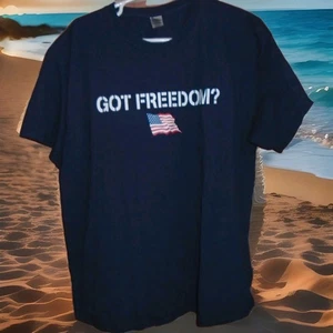 US NAVY "GOT FREEDOM" MENS TSHIRT SIZE XL - Picture 1 of 4