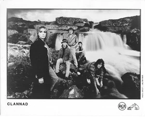 Irish Folk Music Band CLANNAD B&W 8x10 Publicity PHOTO - Picture 1 of 1