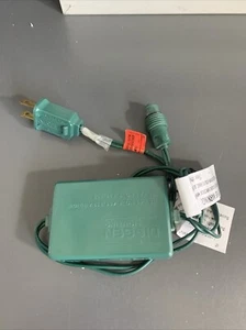 Diogen Lighting 32" LED Christmas Light Plug Adapter NOS LEDPWRCON5AM - Picture 1 of 7