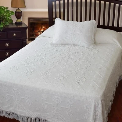 Vintage Maine Heritage Weavers Hobnail Queen Bedspread Fringe Martha Washington - Image 1 of 4
