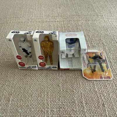 Lote De 4 Mini Marcas Sorpresa Star Wars Y Marvel Viuda Negra Foto 1 de 4