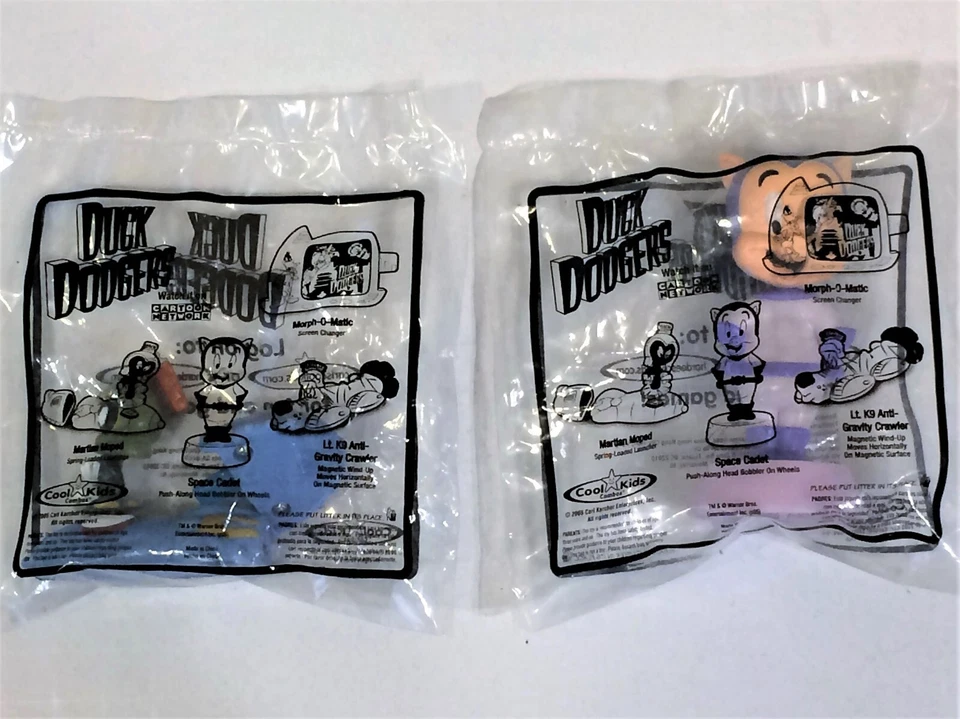 Duck Dodgers Carl Jr. Genial lote de 2 juguetes para ciclomotores marcianos y cadetes espaciales para niños 2005 Foto 1 de 4