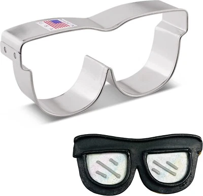 Sunglasses Cookie Cutter - 3.5 Inches - Ann Clark - US Tin Plated Steel - Image 1 of 2
