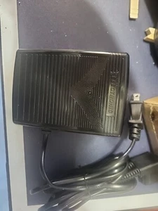 Jegon HKT7 Sewing Machine Speed Controller Foot Pedal 2 Prong - Picture 1 of 3