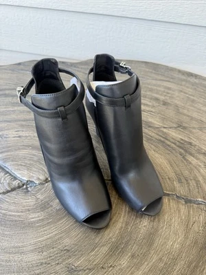 Botines Michael Kors negros peep-toe talla 10M Foto 1 de 4