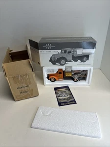 First Gear International KB-8 State Hwy Dept Half Stake Truck #19-2609 - Picture 1 of 12