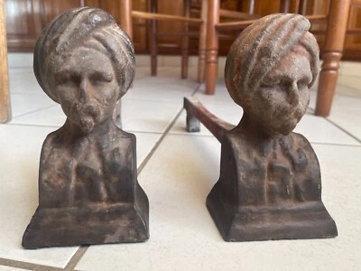 Chenets porte buches  ancien avec une joli tète , occasion. - Photo 1/3