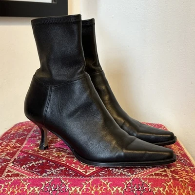 $140 Steve Madden Stasia Mujer Talla 8 Cuero Negro Gatito Tacón Punta Botín Foto 1 de 4